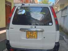 Toyota CR42 2002 Van