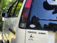 Toyota Noah CR42 2004 Van