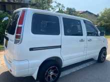 https://riyasewana.com/uploads/toyota-cr-51-195502704.jpg