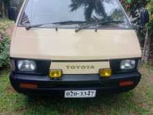 Toyota CR26 1985 Van