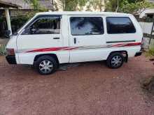 Toyota CR26 1990 Van