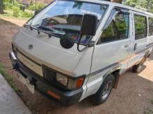 Toyota CR26 1987 Van