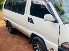 Toyota CR26 1986 Van