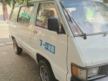 Toyota CR26 1985 Van
