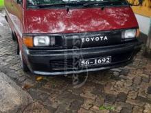 Toyota CR27 1990 Van