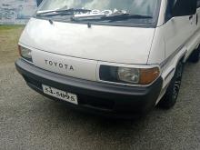 Toyota CR27 1989 Van