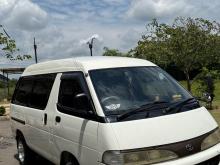 Toyota CR27 1993 Van