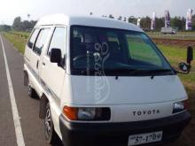 Toyota CR27 1990 Van