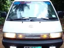 Toyota CR27 1999 Van