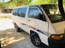 Toyota CR27 1990 Van