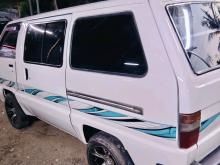 Toyota CR27 1989 Van