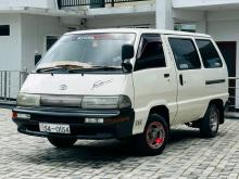 Toyota CR27 1991 Van