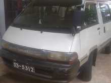 Toyota CR27 1989 Van