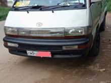 Toyota CR27 1990 Van