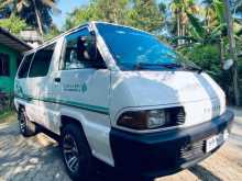 Toyota CR27 1990 Van