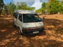 Toyota CR27 1990 Van