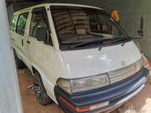 Toyota CR27 1991 Van