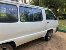 Toyota CR27 1991 Van