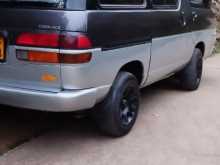 Toyota CR27 1992 Van