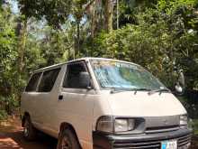 Toyota CR27 1993 Van