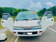 Toyota CR27 1993 Van