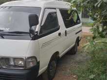 Toyota CR27 1994 Van