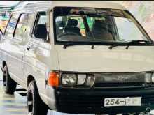 Toyota CR27 1995 Van