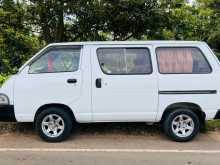 Toyota CR27 1996 Van
