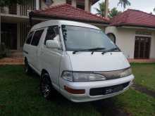 Toyota CR27 1998 Van