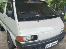 Toyota CR27 1989 Van
