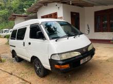 Toyota CR27 1993 Van