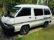 Toyota CR27 1990 Van