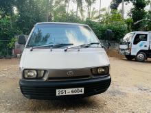 Toyota CR27 1993 Van