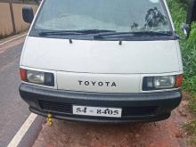 Toyota CR27 1989 Van