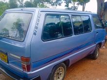 Toyota CR27 1989 Van