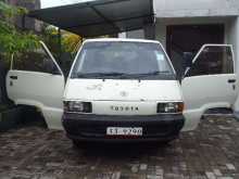Toyota CR27 1993 Van