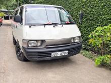 Toyota CR27 1993 Van