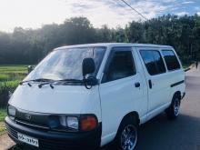 Toyota CR27 1992 Van