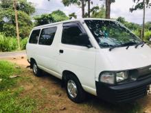Toyota CR27 1992 Van