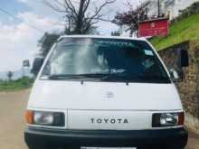 Toyota CR27 1989 Van