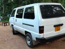 Toyota CR27 1989 Van