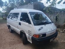 Toyota CR27 1989 Van