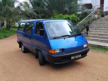 Toyota CR27 1991 Van