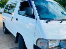 Toyota CR27 1996 Van