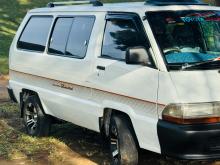 Toyota CR27 Full Light 1991 Van