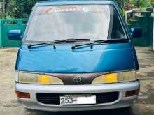 Toyota Lotto CR27 1995 Van