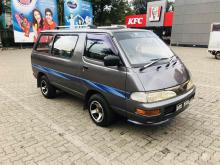 Toyota Lotto CR27 1992 Van
