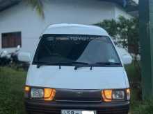 Toyota Lotto CR27 1992 Van