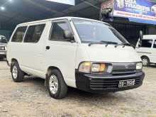 Toyota Lotto CR27 1993 Van