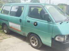 Toyota Lotto CR27 1993 Van